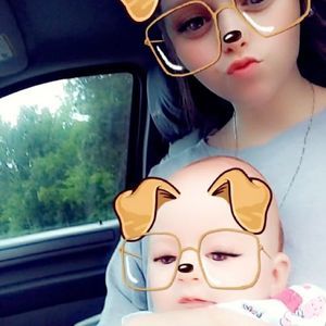 Meet your Posher, Lydia